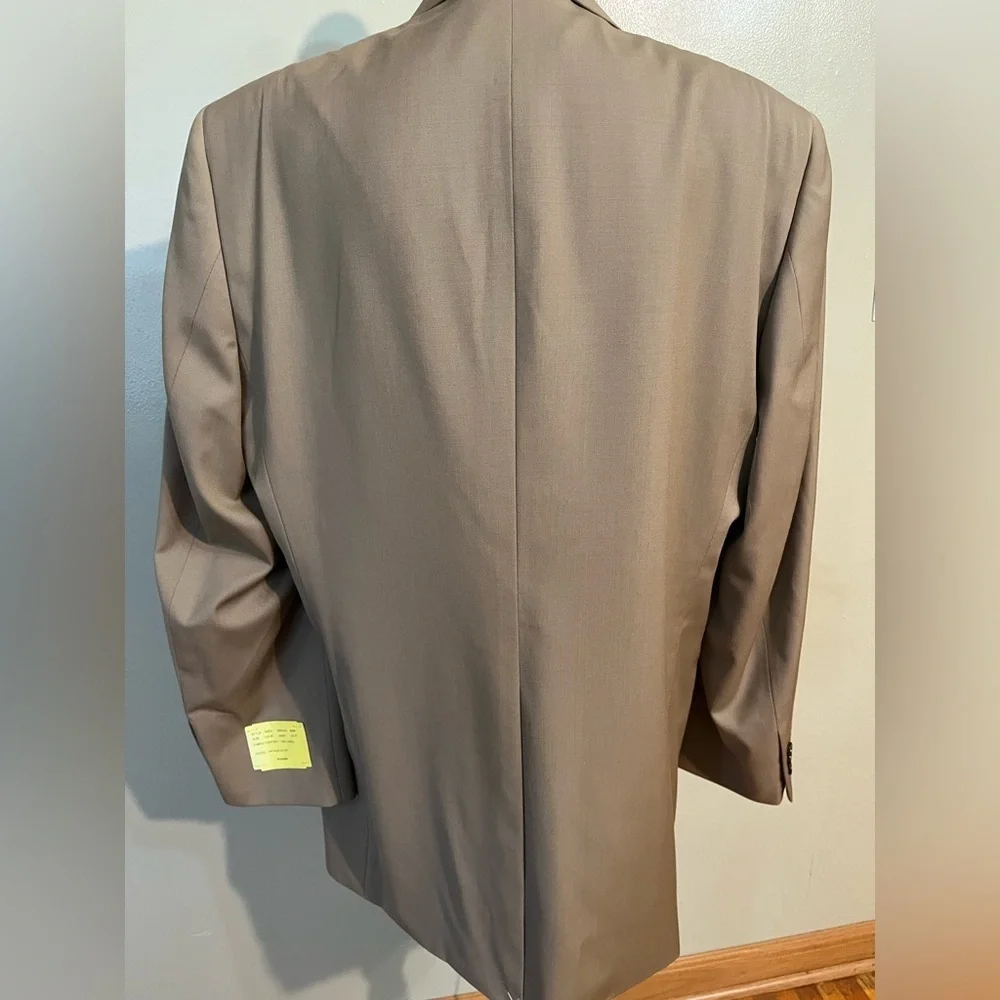 Charneys Arthur 100% Wool Carelli Fabric Men's Tan Blazer Size 46L NWT